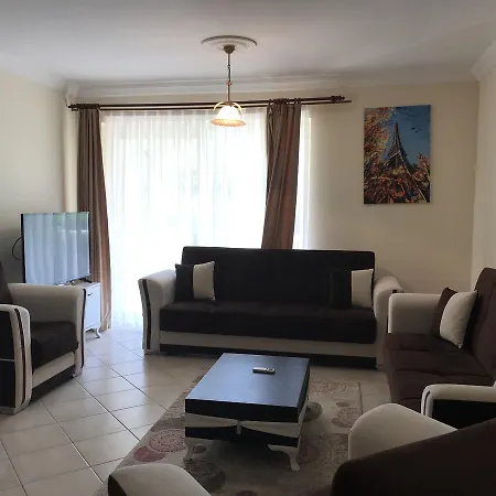 Bav Flamingo 2+1 Bahce Kati Daire Appartamento Bogazici